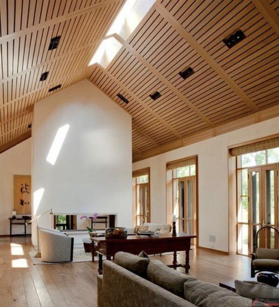 Trần nhựa giả gỗ đẹp và tự nhiên - Tạo không gian ấm cúng cho căn nhà